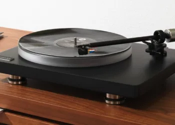 La nouvelle platine CLEARAUDIO s&rsquo;appelle Compass