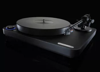 CLEARAUDIO : remise à zéro, ou presque, des compteurs pour la platine vinyle Concept