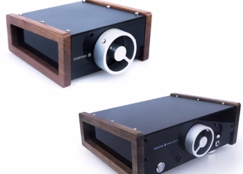 ERZETICH présente deux nouveaux amplis casques