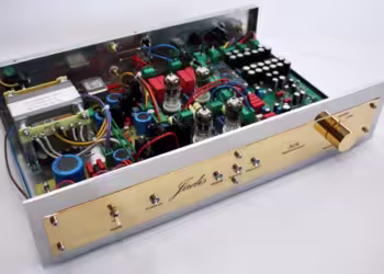 JADIS, c&rsquo;est aussi l&rsquo;avenir dont fait partie le JS2 SL DAC