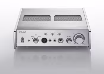 TEAC gravit encore un échelon avec son amplificateur casque / préamplificateur Ligne HA 507
