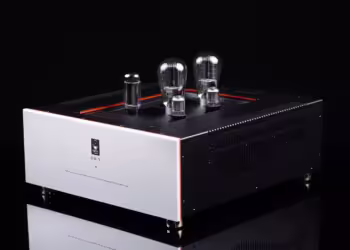 Pas moins de 13 tubes pour ce nouveau Dac X signé SW1X Audio Design